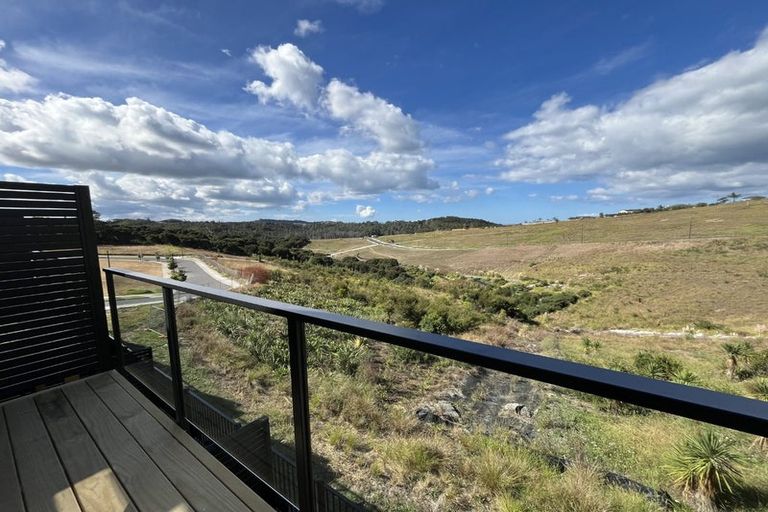 Photo of property in 7/23 Makomako Drive, Orewa, 0931