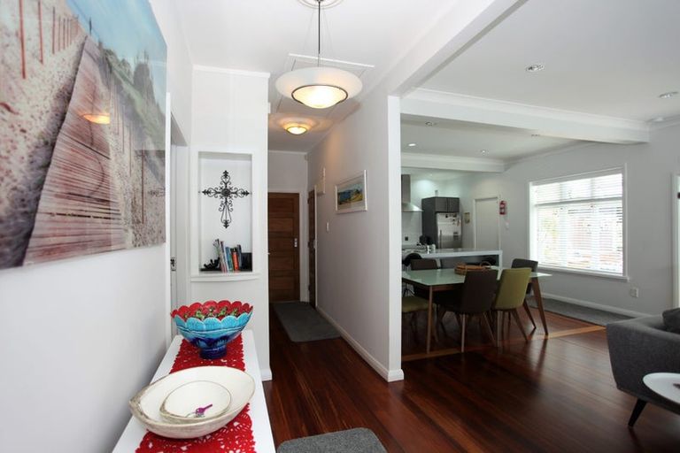 Photo of property in 4 Achilles Crescent, Narrow Neck, Auckland, 0624