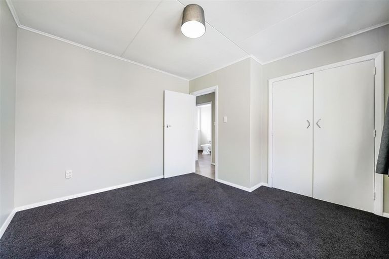 Photo of property in 1/18 Benge Crescent, Clouston Park, Upper Hutt, 5018