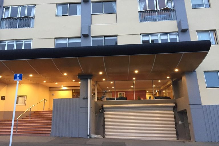 Photo of property in Capital Hill Apartments, 33/54 Hill Street, Thorndon, Wellington, 6011