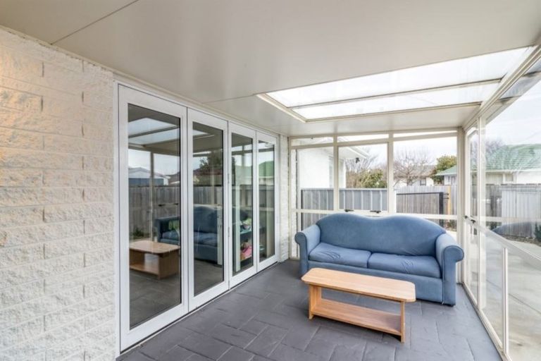 Photo of property in 8 Bellina Place, Broomfield, Christchurch, 8042