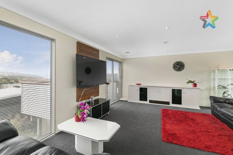 Photo of property in 22d Drummond Crescent, Kelson, Lower Hutt, 5010