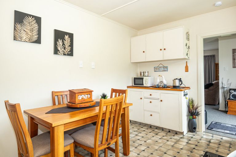 Photo of property in 27 Tweedy Street, Marchwiel, Timaru, 7910