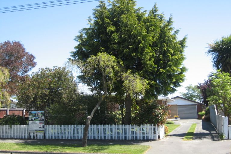 Photo of property in 7 Oldwood Street, Bishopdale, Christchurch, 8053