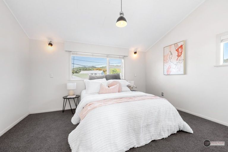 Photo of property in 1 Beecham Grove, Epuni, Lower Hutt, 5011