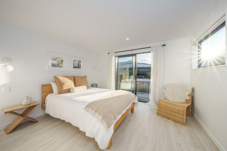 Photo of property in 10 Scurr Terrace, Wanaka, 9305