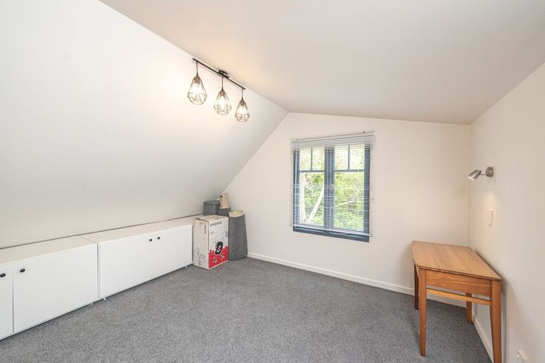 Photo of property in 35 Durie Vale Road, Durie Hill, Whanganui, 4500