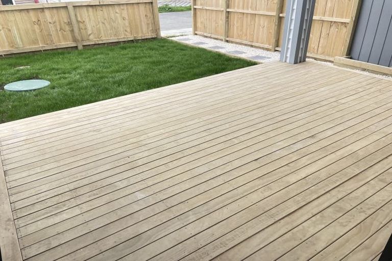 Photo of property in 13 Farranfore Road, Opaheke, Papakura, 2113