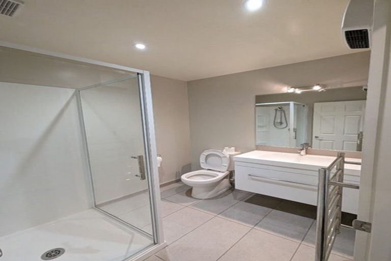 Photo of property in 6 Somerville Crescent, Aidanfield, Christchurch, 8025