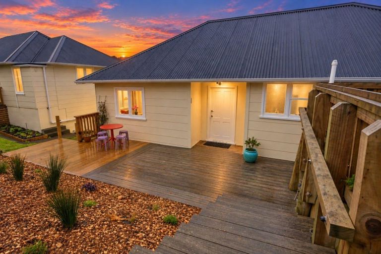 Photo of property in 8 Piko Street, Titahi Bay, Porirua, 5022