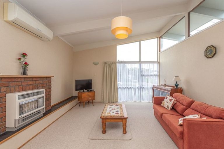 Photo of property in 4 Exeter Crescent, Springvale, Whanganui, 4501
