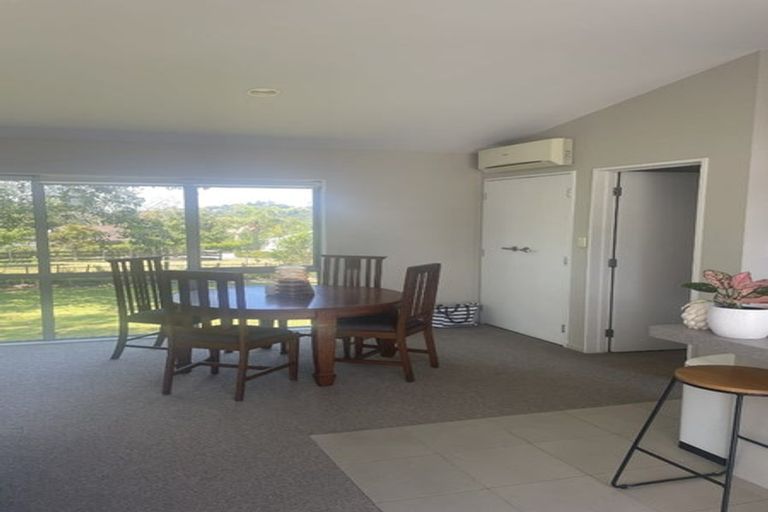 Photo of property in 116 Vaughans Road, Long Bay, Albany, 0792