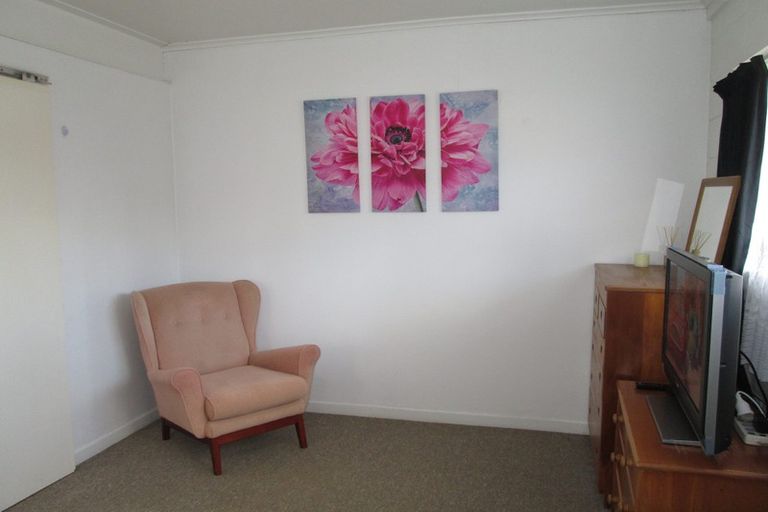 Photo of property in 53 Holland Road, Hillcrest, Auckland, 0627