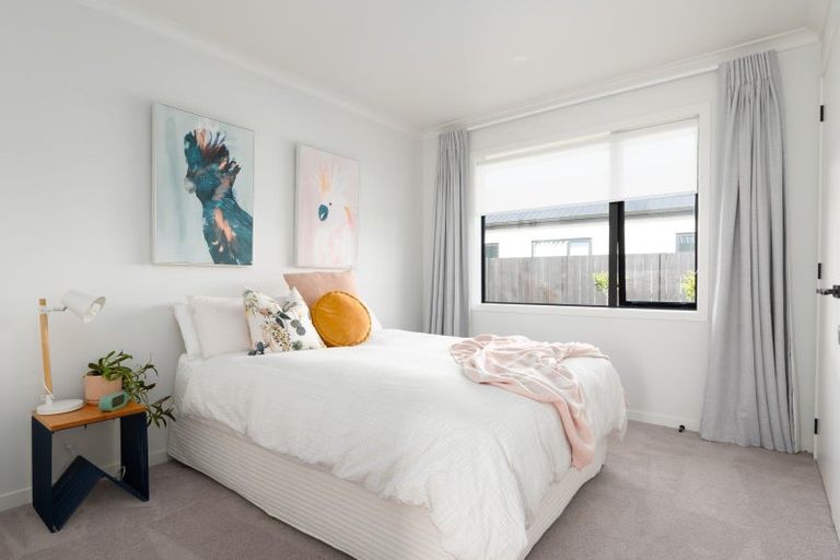 Photo of property in 17 Ruru Street, Cambridge, 3434