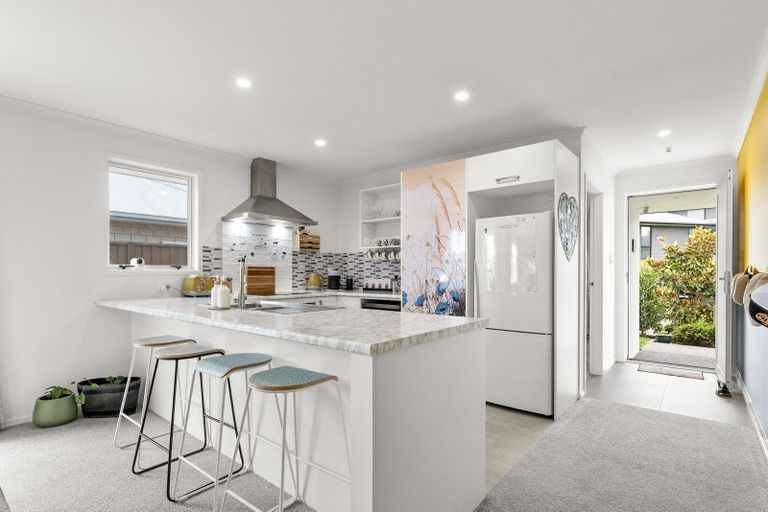 Photo of property in 2c Kauri Lane, Omokoroa, 3114