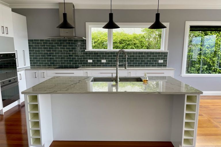 Photo of property in 37 Ponsonby Road, Karori, Wellington, 6012