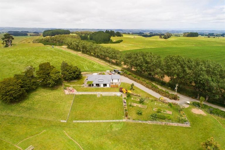 Photo of property in 361 Warrens Road, Marton, 4788