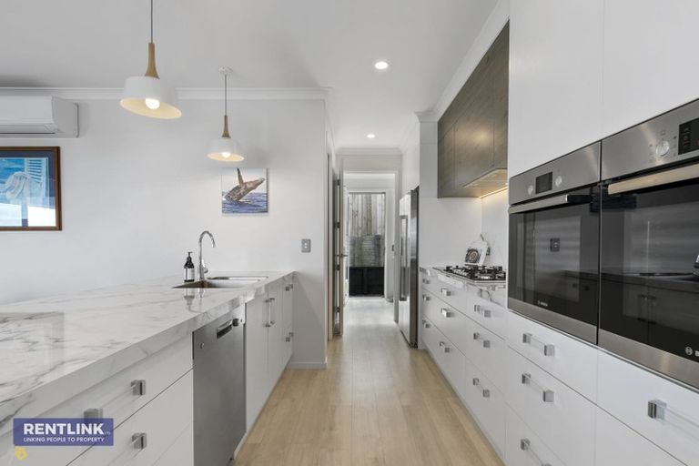 Photo of property in 32 Sereno Vista, Bellevue, Tauranga, 3110