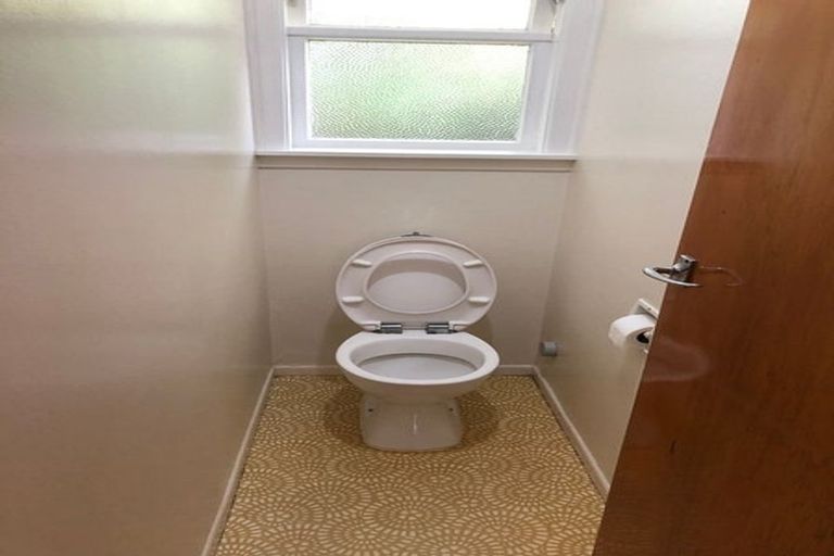 Photo of property in 2/54 Kings Crescent, Hutt Central, Lower Hutt, 5010