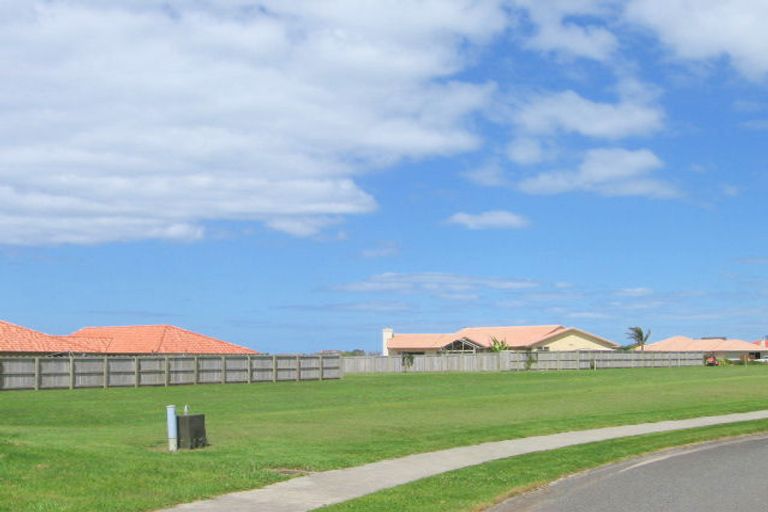 Photo of property in 2 Sea Vista, Athenree, Waihi Beach, 3177