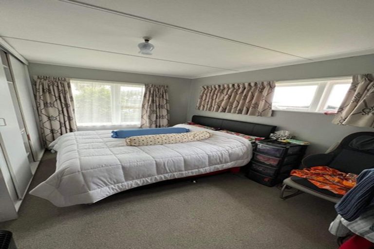 Photo of property in 45 Baylands Drive, Newlands, Wellington, 6037