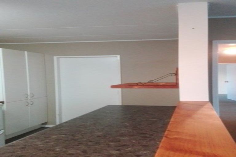 Photo of property in 1/12 Howard Road, Taradale, Napier, 4112