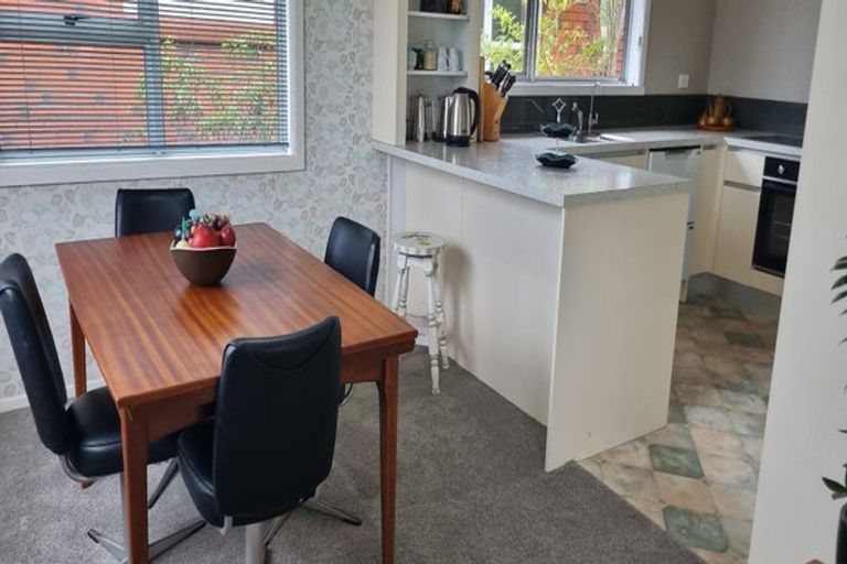 Photo of property in 9 Severn Place, Spotswood, New Plymouth, 4310