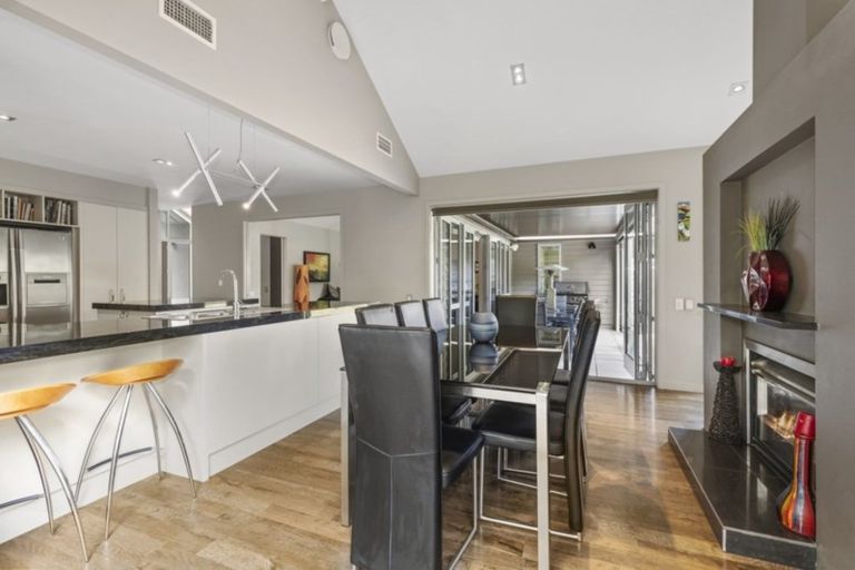 Photo of property in 373 Fergusson Drive, Heretaunga, Upper Hutt, 5018