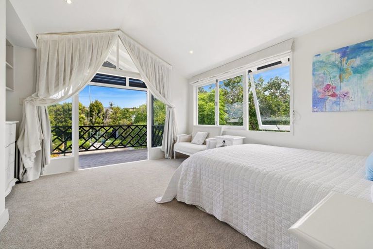 Photo of property in 20 Hamana Street, Narrow Neck, Auckland, 0622