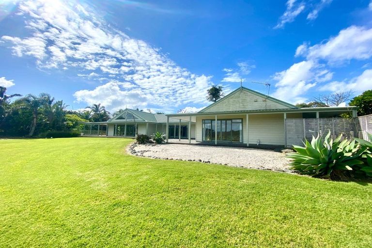 Photo of property in 86 Boyd Road, Clarks Beach, Pukekohe, 2679
