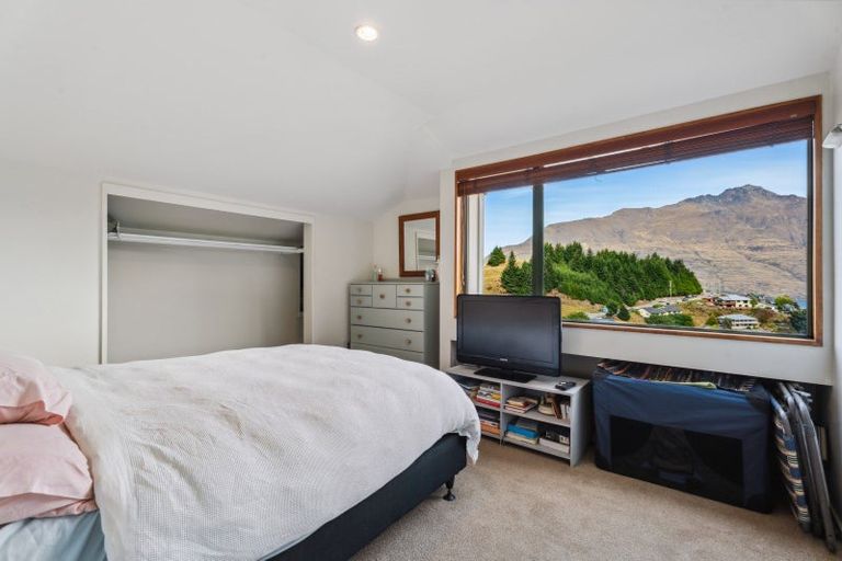 Photo of property in 22b Lochy Road, Fernhill, Queenstown, 9300