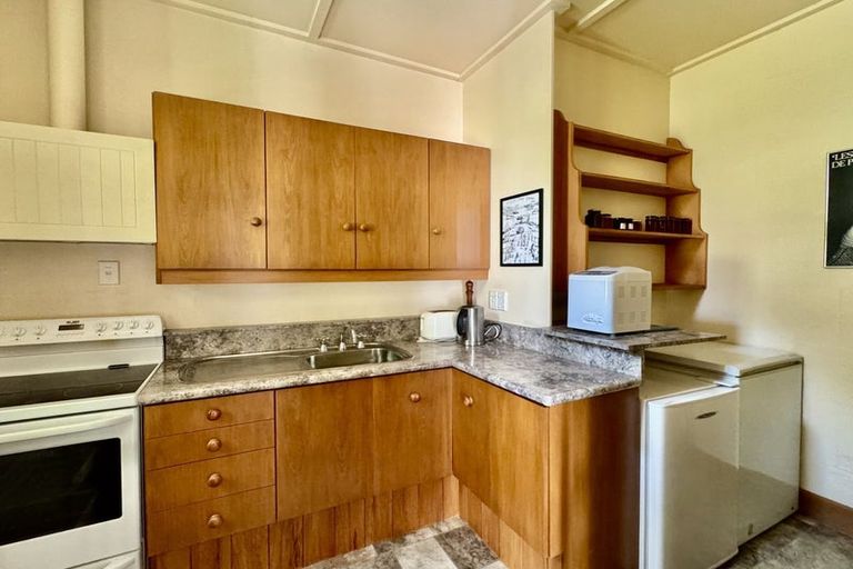 Photo of property in Totara Estate, 583 Alma-maheno Road, Alma, Oamaru, 9492