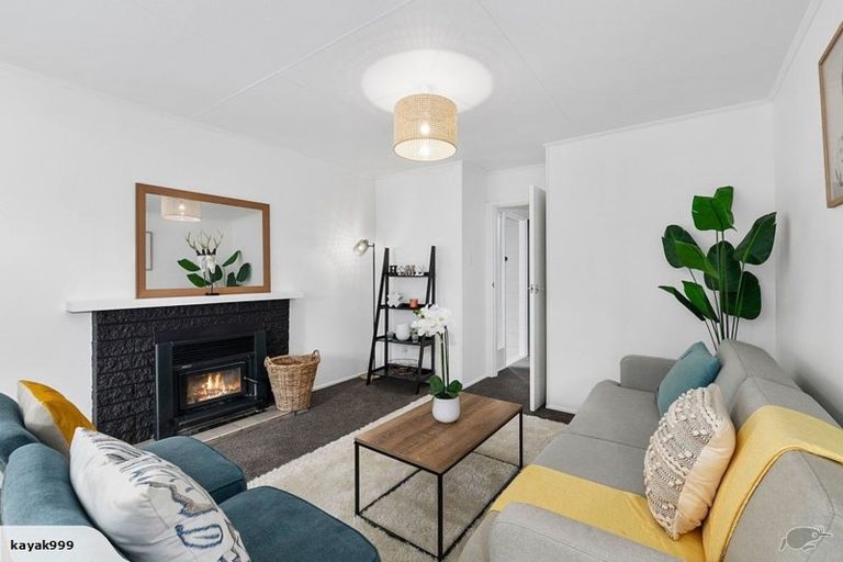 Photo of property in 32 Solway Street, Solway, Masterton, 5810