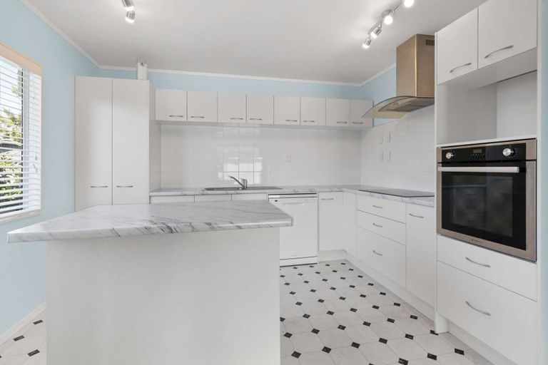 Photo of property in 10 Homedale Street, Pukehangi, Rotorua, 3015