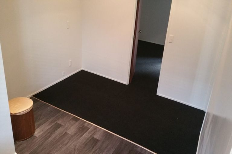 Photo of property in 24 Gibbs Crescent, Red Hill, Papakura, 2110