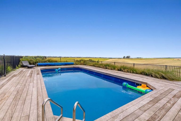 Photo of property in 57 Beechwood Road, Feilding, 4779