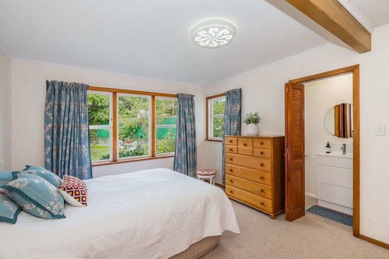 Photo of property in 1 Sunshine Avenue, Paraparaumu, 5032