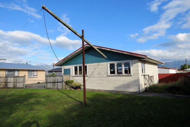 Photo of property in 4a Derby Street, Westport, 7825