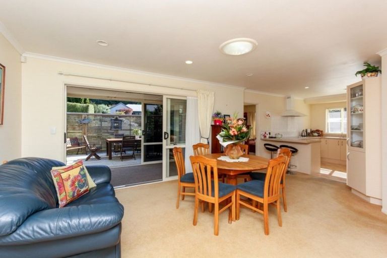 Photo of property in 16 Thames Street, Welbourn, New Plymouth, 4310