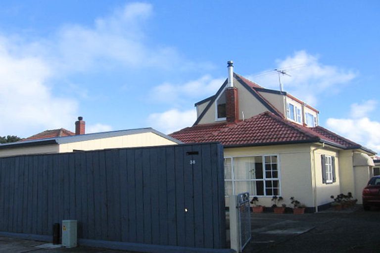 Photo of property in 38 Wainui Road, Waiwhetu, Lower Hutt, 5010