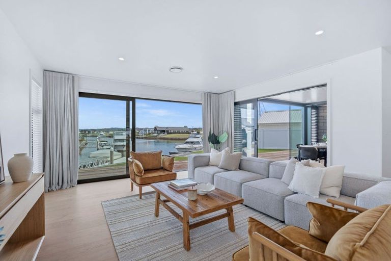 Photo of property in 49 Stace Hopper Drive, One Tree Point, 0118