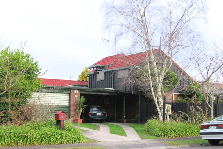 Photo of property in 3 Grassy Downs Place, St Andrews, Hamilton, 3200