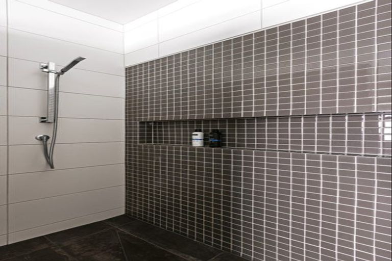 Photo of property in 98 Harbour Drive, Otumoetai, Tauranga, 3110