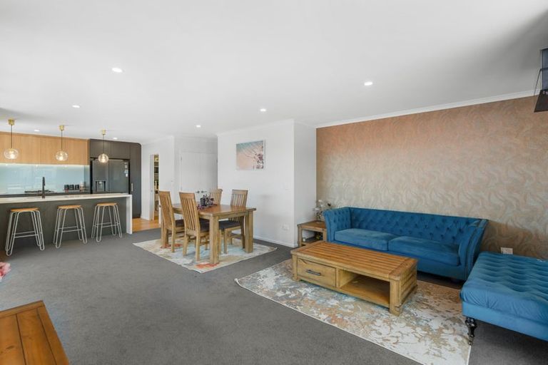 Photo of property in 2 Godley Place, Woodend, 7610