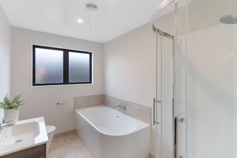 Photo of property in 16 Rudd Street, Woodend, 7691