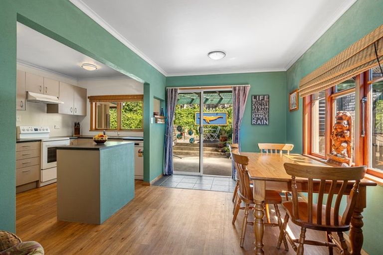 Photo of property in 22 Matipo Terrace, Toi Toi, Nelson, 7010