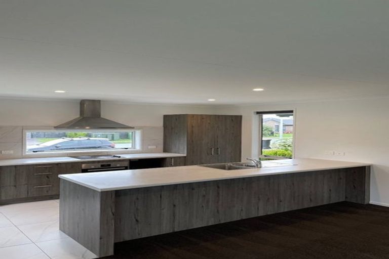 Photo of property in 20 Te Ranga Memorial Drive, Pyes Pa, Tauranga, 3112