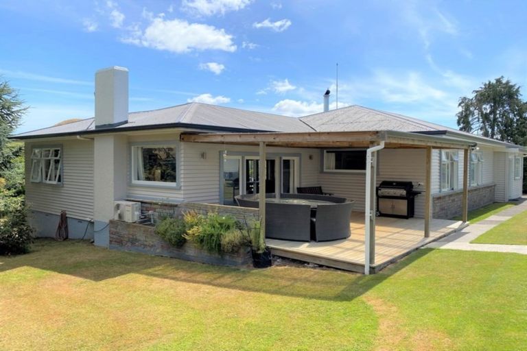 Photo of property in 816 Waiaruhe Road, Taihape, 4795