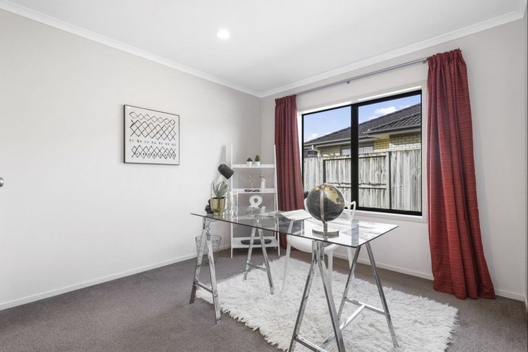 Photo of property in 21 Barwick Place, Huntington, Hamilton, 3210