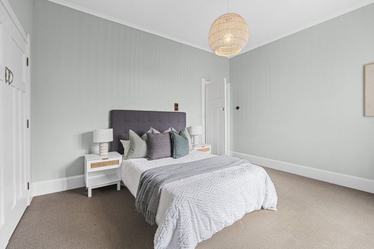 Photo of property in 87 Pendarves Street, New Plymouth, 4310